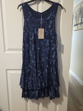 Women’s Navy Blue Sleeveless Tiered Dress